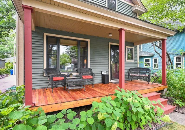 Photo 2 of Sale Pending at 699 Delaware Ave, Saint Paul, MN 55107 | MLS# 7132251 | Listing updated on 2026-09-08