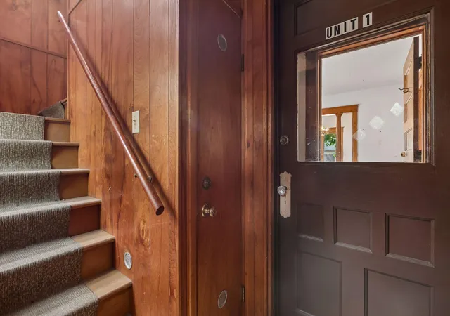 Listing Photo 5 - Condo for sale in building located at 628 4th St NE, Minneapolis, MN 55413