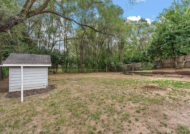 33rd image of 6520 Dawn Ave, Inver Grove Heights, MN 55076 | MLS# 7132256