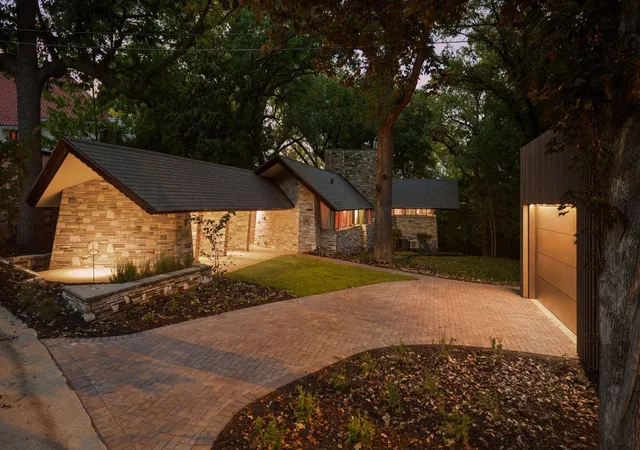 Photo 1 of Single family home for sale at 2801 Burnham Blvd, Minneapolis, MN 55416 | MLS# 7132262 | Listing updated on 2026-10-02