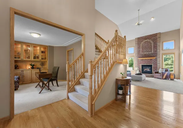 image of 3685 Commonwealth Rd, Woodbury, MN 55125 | MLS# 7132276
