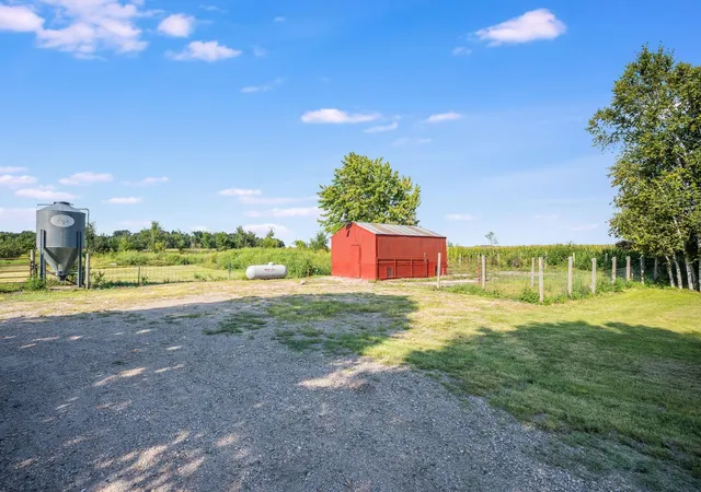 5th image of 30452 390Th St, Le Sueur, MN 56058 | MLS# 7132287