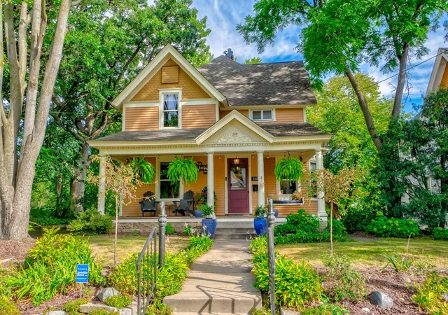 Photo 1 of Sale Pending at 510 Olive St W, Stillwater, MN 55082 | MLS# 7132290 | Listing updated on 2026-09-07
