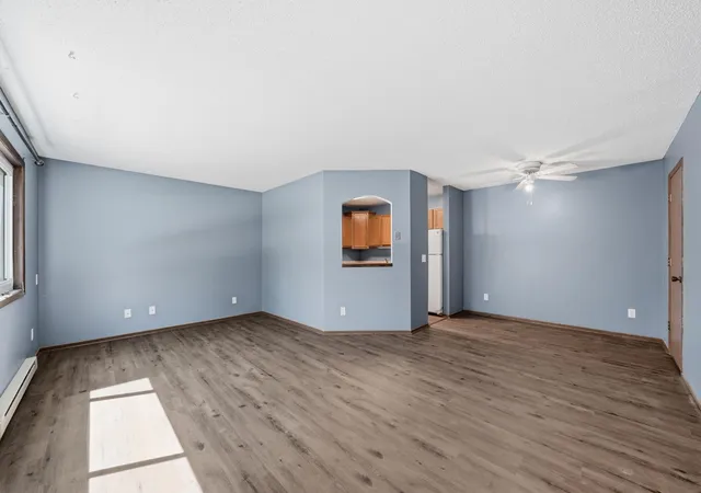 Photo 3 of Single family home for sale at 14 E 13th St, Waconia, MN 55387 | MLS# 7132313 | Listing updated on 2026-08-27