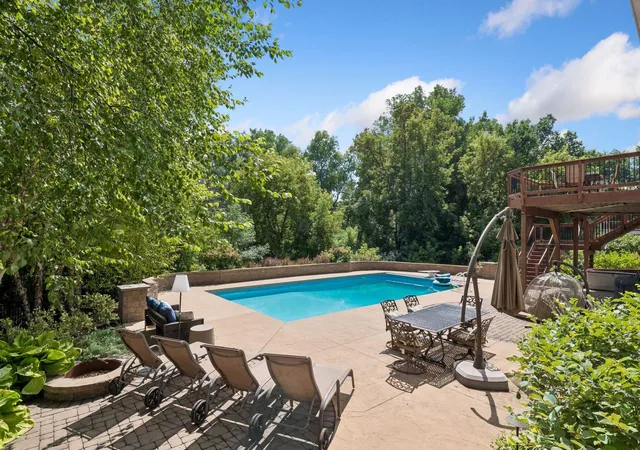 3rd image of 306 Wolf Pointe Trail, Long Lake, MN 55356 | MLS# 7132325
