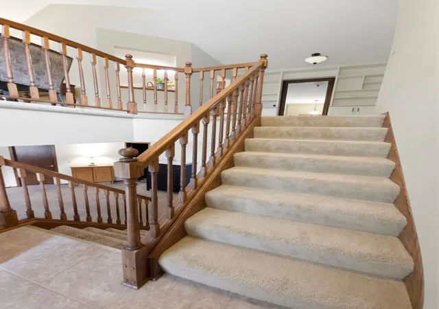 Photo 4 of Single family home for sale at 2552 Manitou Ln, White Bear Lake, MN 55110 | MLS# 7132328 | Listing updated on 2026-10-01