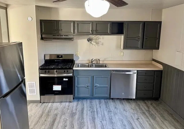 2nd image of 1225 13th St Se, Saint Cloud, MN 56304 | MLS# 7132335