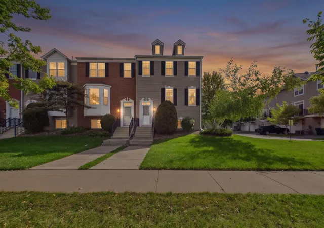 Photo 1 of Single family home for sale at 1421 Coneflower Ln, Shakopee, MN 55379 | MLS# 7132373 | Listing updated on 2026-09-29