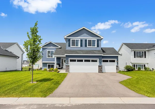 1st image of 1622 Oak Ridge St, Hanover, MN 55341 | MLS# 7132379