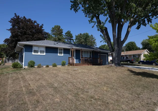 3rd image of 954 Linda Ave, Red Wing, MN 55066 | MLS# 7132408