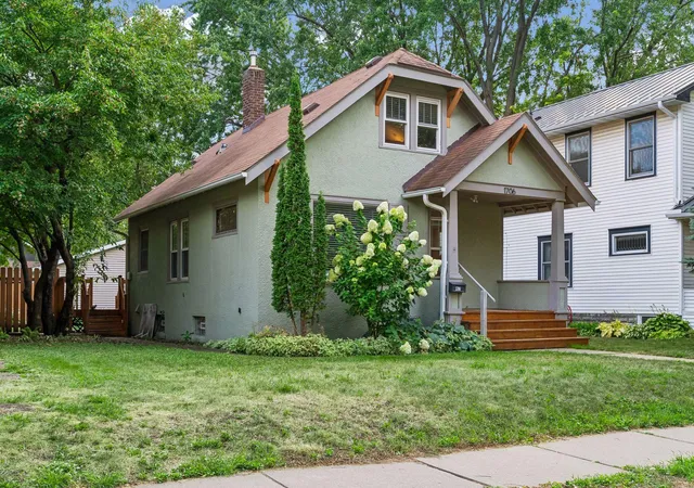 2nd image of 1706 Palace Ave, Saint Paul, MN 55105 | MLS# 7132410