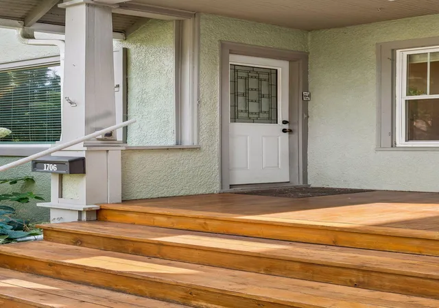3rd image of 1706 Palace Ave, Saint Paul, MN 55105 | MLS# 7132410