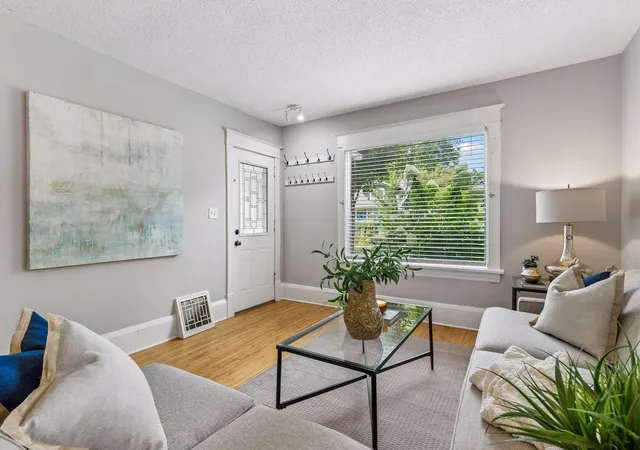 5th image of 1706 Palace Ave, Saint Paul, MN 55105 | MLS# 7132410