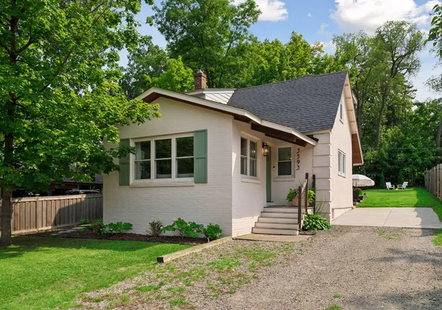 Photo 1 of Sale Pending at 3593 Crystal Pl, Orono, MN 55391 | MLS# 7132449 | Listing updated on 2026-09-24