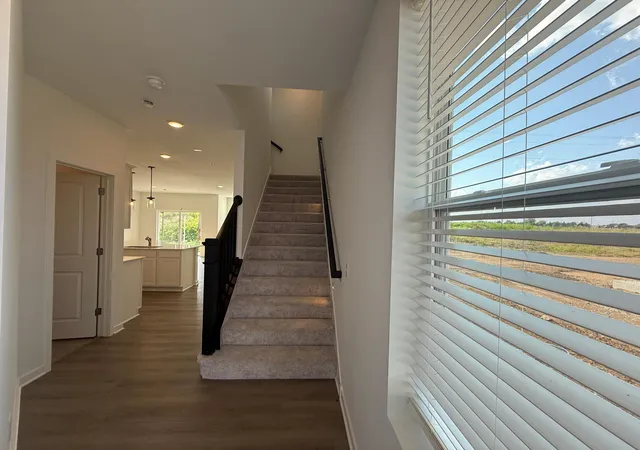 4th image of 14943 Avondale Vw, Rosemount, MN 55068 | MLS# 7132467