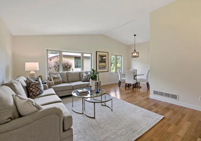2nd image of 18920 27th Ave N, Plymouth, MN 55447 | MLS# 7132492