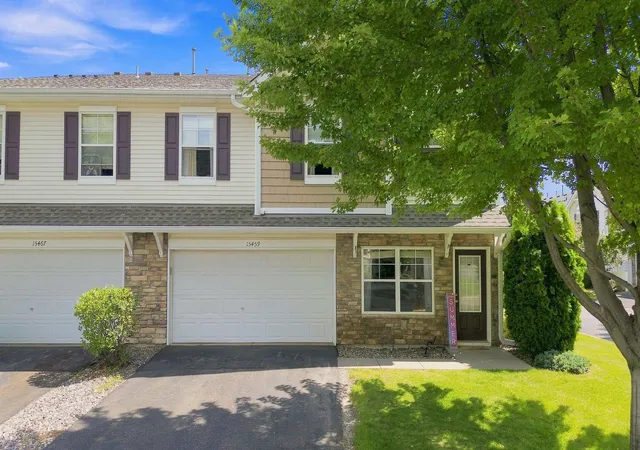 2nd image of 15459 Iodine Rdg Nw, Ramsey, MN 55303 | MLS# 7132495