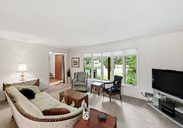 Photo 4 of Sale Pending at 5665 Star Cir, Shorewood, MN 55331 | MLS# 7132543 | Listing updated on 2026-09-02