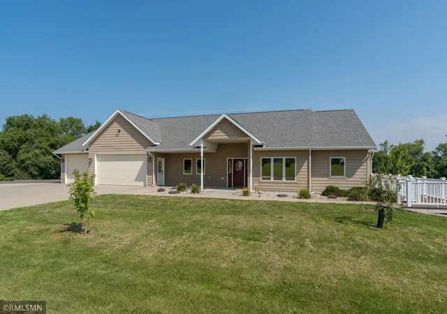 Photo 4 of Single family home for sale at 47204 Jason Adam Ct, Elysian, MN 56028 | MLS# 7132545 | Listing updated on 2026-09-24