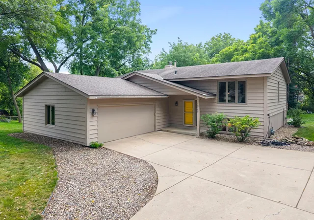 Photo 1 of Single family home for sale at 10465 Olympic Cir, Eden Prairie, MN 55347 | MLS# 7132572 | Listing updated on 2026-09-10