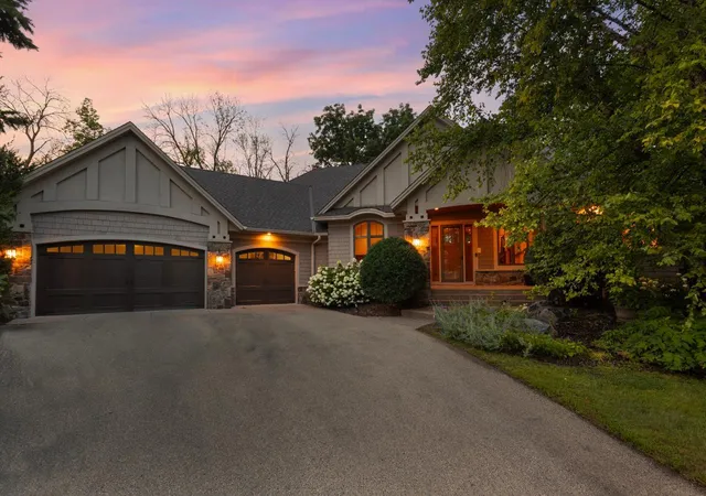 Photo 1 of Single family home for sale at 2180 Crestview Dr, Excelsior, MN 55331 | MLS# 7132576 | Listing updated on 2026-10-06