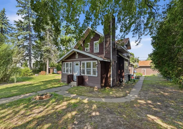 Photo 3 of Sale Pending at 624 1st Ave Ne, Long Prairie, MN 56347 | MLS# 7132592 | Listing updated on 2026-09-25