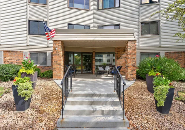 Photo 3 of Condo for sale at 10540 43rd Avenue N #203, Minneapolis, MN 55442 | MLS# 7132611 | Listing updated on 2026-09-18