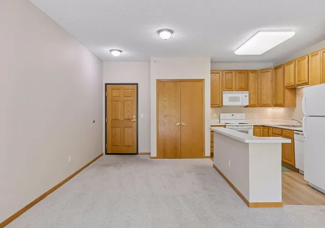 Photo 4 of Condo for sale at 4824 E 53Rd St #307, Minneapolis, MN 55417 | MLS# 7132641 | Listing updated on 2026-08-28