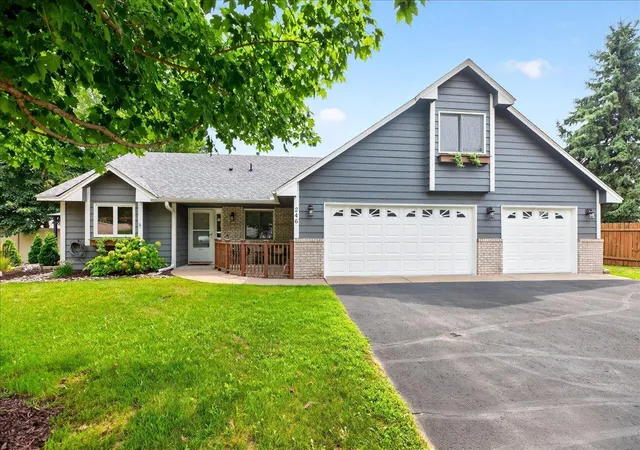 3rd image of 246 8Th St Nw, Elk River, MN 55330 | MLS# 7132645