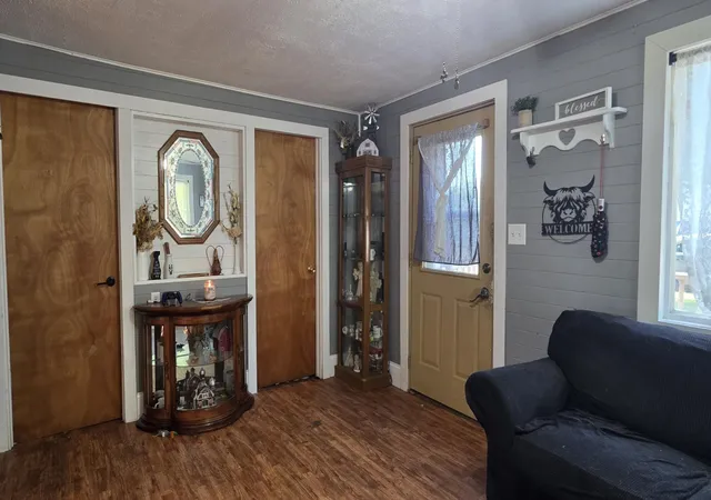 3rd image of 805 4Th St Ne, Valley City, ND 58072 | MLS# 7132656