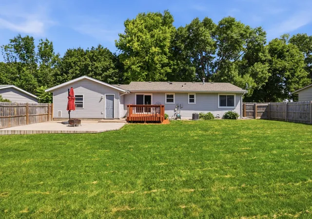 Photo 1 of Single family home for sale at 1217 27th St Nw, Willmar, MN 56201 | MLS# 7132660 | Listing updated on 2026-10-03