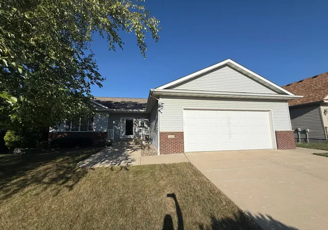Photo 1 of Sale Pending at 5388 Middlebrook Dr Nw, Rochester, MN 55901 | MLS# 7132669 | Listing updated on 2026-08-28