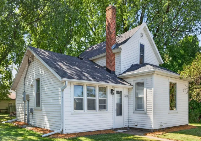 Photo 3 of Single family home for sale at 230 Lake Ave, Albany, MN 56307 | MLS# 7132688 | Listing updated on 2026-10-01