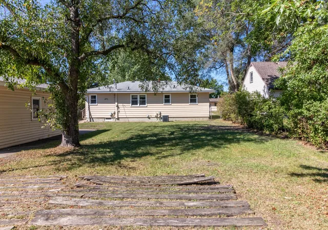 Photo 3 of Single family home for sale at 838 37th Avenue N, Saint Cloud, MN 56303 | MLS# 7132699 | Listing updated on 2026-09-15