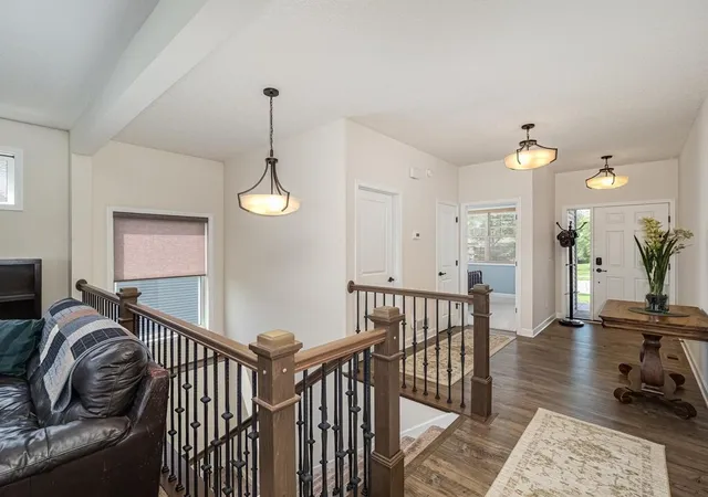 Photo 3 of Single family home for sale at 11516 Brookview Dr, Maple Grove, MN 55311 | MLS# 7132700 | Listing updated on 2026-10-08
