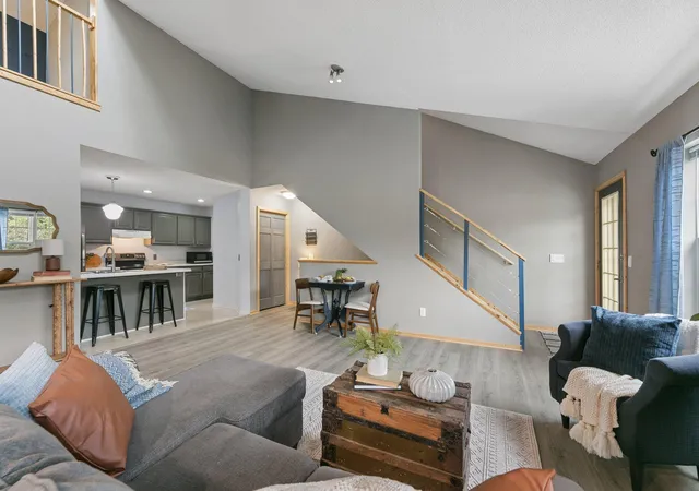 Photo 2 of Single family home for sale at 108 Morningside Dr Ne, Hutchinson, MN 55350 | MLS# 7132702 | Listing updated on 2026-09-12