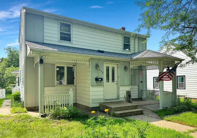Photo 2 of Single family home for sale at 420 Highland Rd, Willmar, MN 56201 | MLS# 7132716 | Listing updated on 2026-08-25