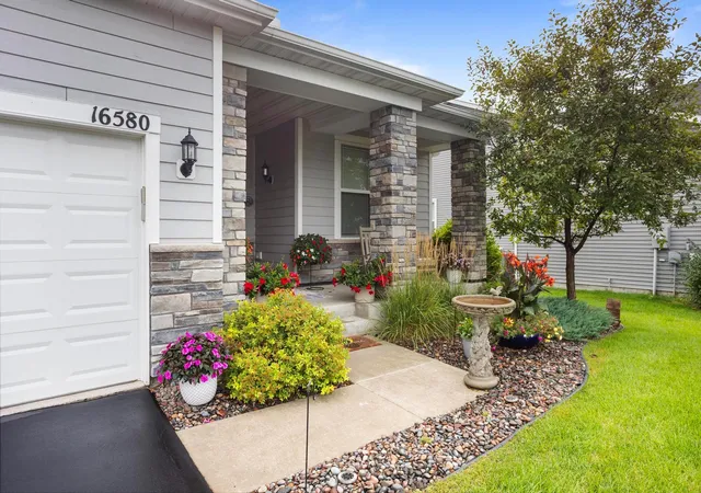3rd image of 16580 Territorial Trl, Dayton, MN 55369 | MLS# 7132752