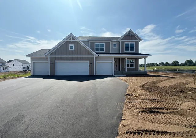 Single family home for sale at 11601 19Th St Ne, Saint Michael, MN 55376 | MLS# 7132758