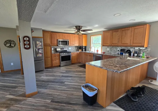 5th image of 1011 90Th Ave, Pipestone, MN 56164 | MLS# 7132778