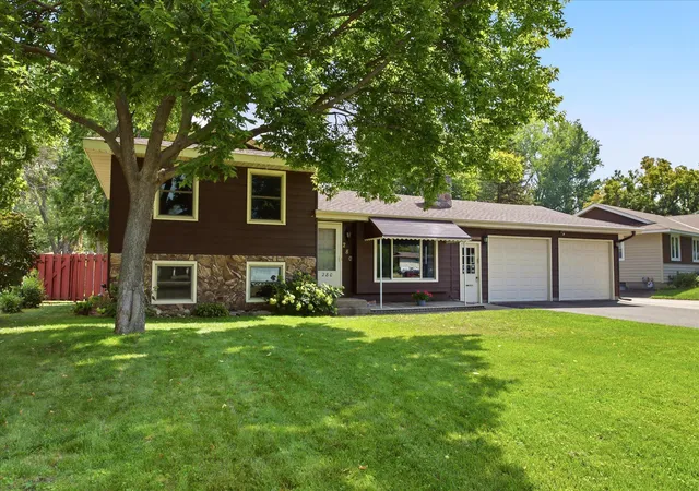 Photo 1 of Single family home for sale at 280 117th Ln Ne, Blaine, MN 55434 | MLS# 7132797 | Listing updated on 2026-09-14