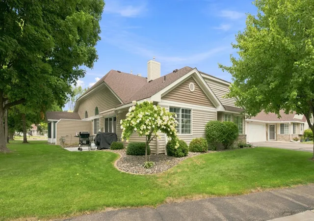 Photo 3 of Sale Pending at 724 85th Ln Nw, Coon Rapids, MN 55433 | MLS# 7132802 | Listing updated on 2026-09-05
