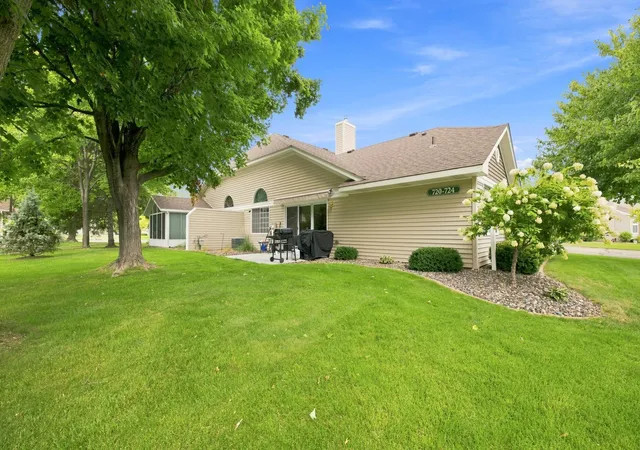 Photo 4 of Sale Pending at 724 85Th Ln Nw, Coon Rapids, MN 55433 | MLS# 7132802 | Listing updated on 2026-09-05