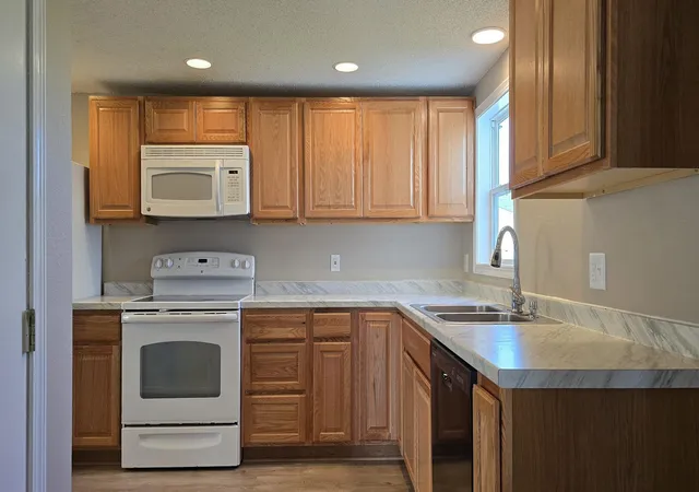 Photo 3 of Single family home for sale at 707 Irvine Ave Nw, Bemidji, MN 56601 | MLS# 7132819 | Listing updated on 2026-08-25
