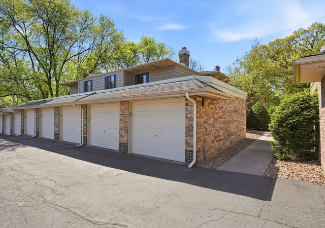 5th image of 3660 Independence Ave S #63, Saint Louis Park, MN 55426 | MLS# 7132847