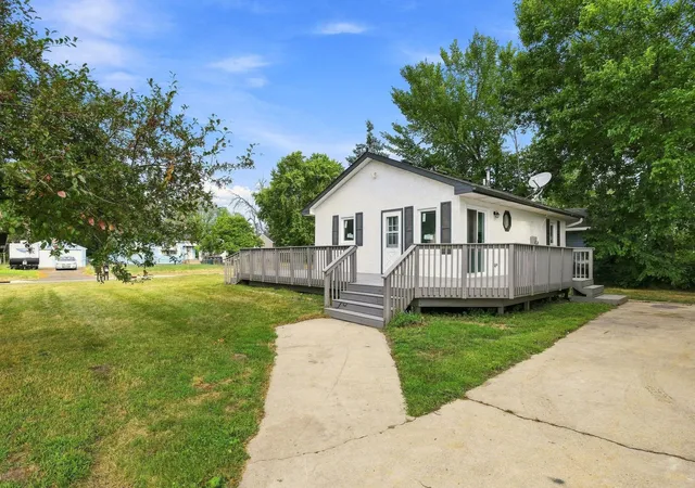 image of 8801 Madison St Ne, Blaine, MN 55434 | MLS# 7132871