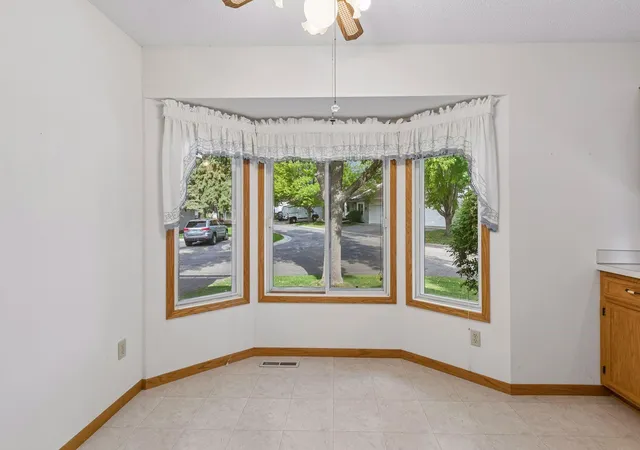 Photo 3 of Single family home for sale at 14116 Essex Ln, Apple Valley, MN 55124 | MLS# 7132873 | Listing updated on 2026-09-16