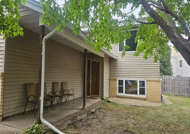 Photo 1 of Sale Pending at 7040 71st Ave N, Brooklyn Park, MN 55428 | MLS# 7132883 | Listing updated on 2026-09-24