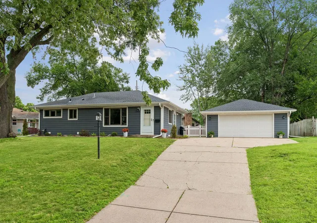 Photo 1 of Sale Pending at 10337 Wentworth Ave S, Minneapolis, MN 55420 | MLS# 7132901 | Listing updated on 2026-09-28