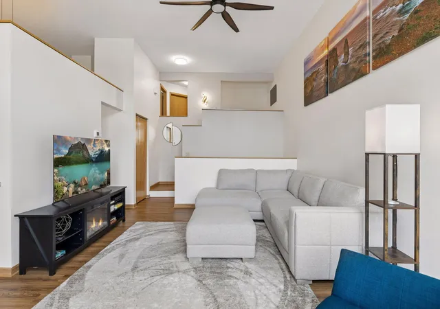 4th image of 236 6Th St Ne, Minneapolis, MN 55413 | MLS# 7132906
